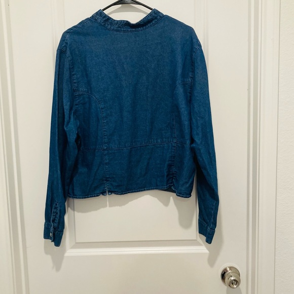 Vintage Cropped Embroidery Jean Jacket - Picture 2 of 9